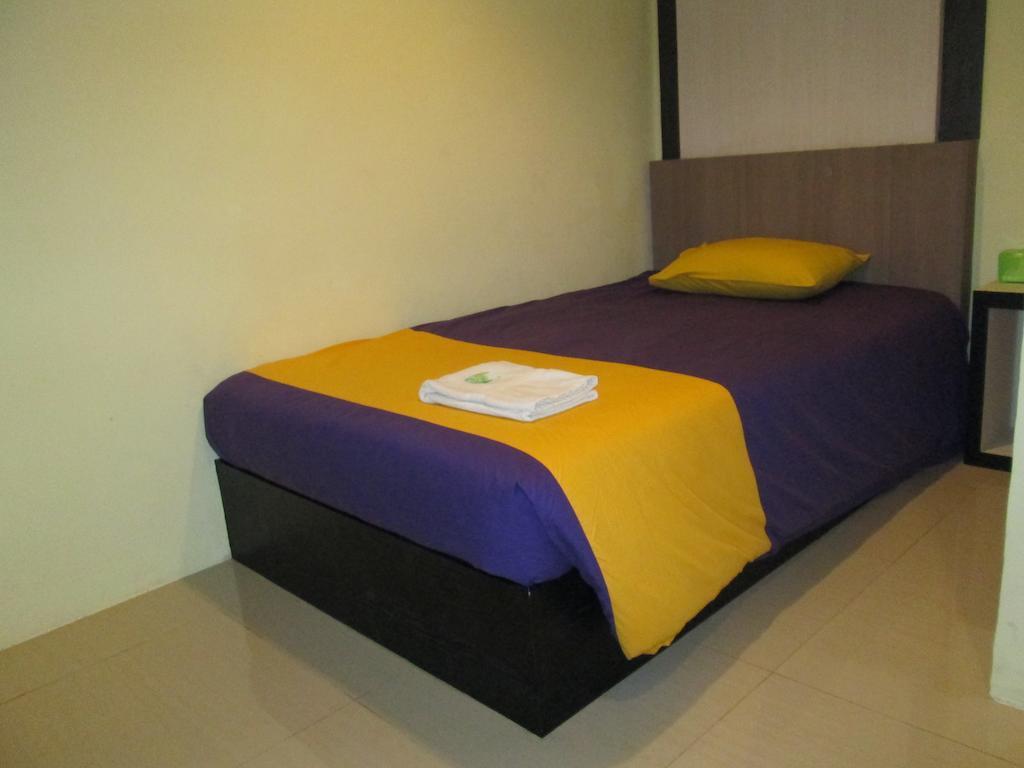 Green Leaf Inn Pontianak Bilik gambar